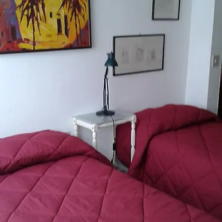 Lucilla * Πέζαρο